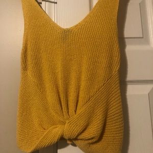 Women mustard yellow sweater crop tank